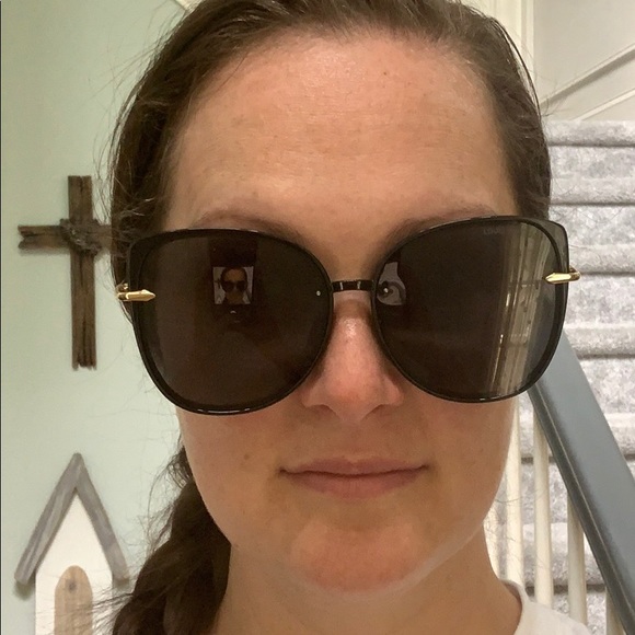 Louis Vuitton Cat Eye Sunglasses - Picture 6 of 6